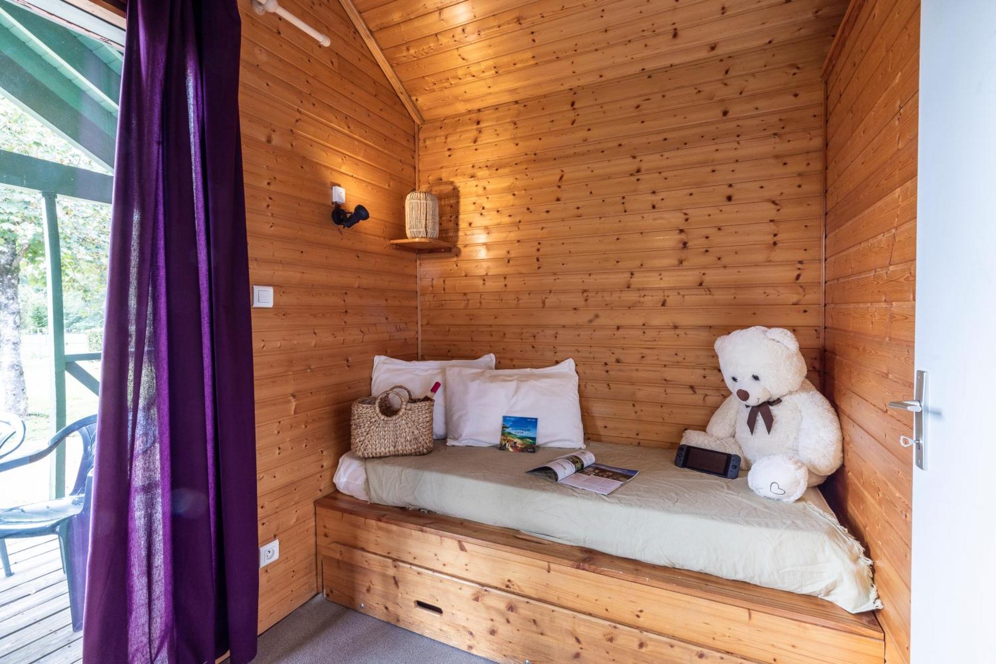 Camping Le Lac Des Sapins Cublize Exterior foto