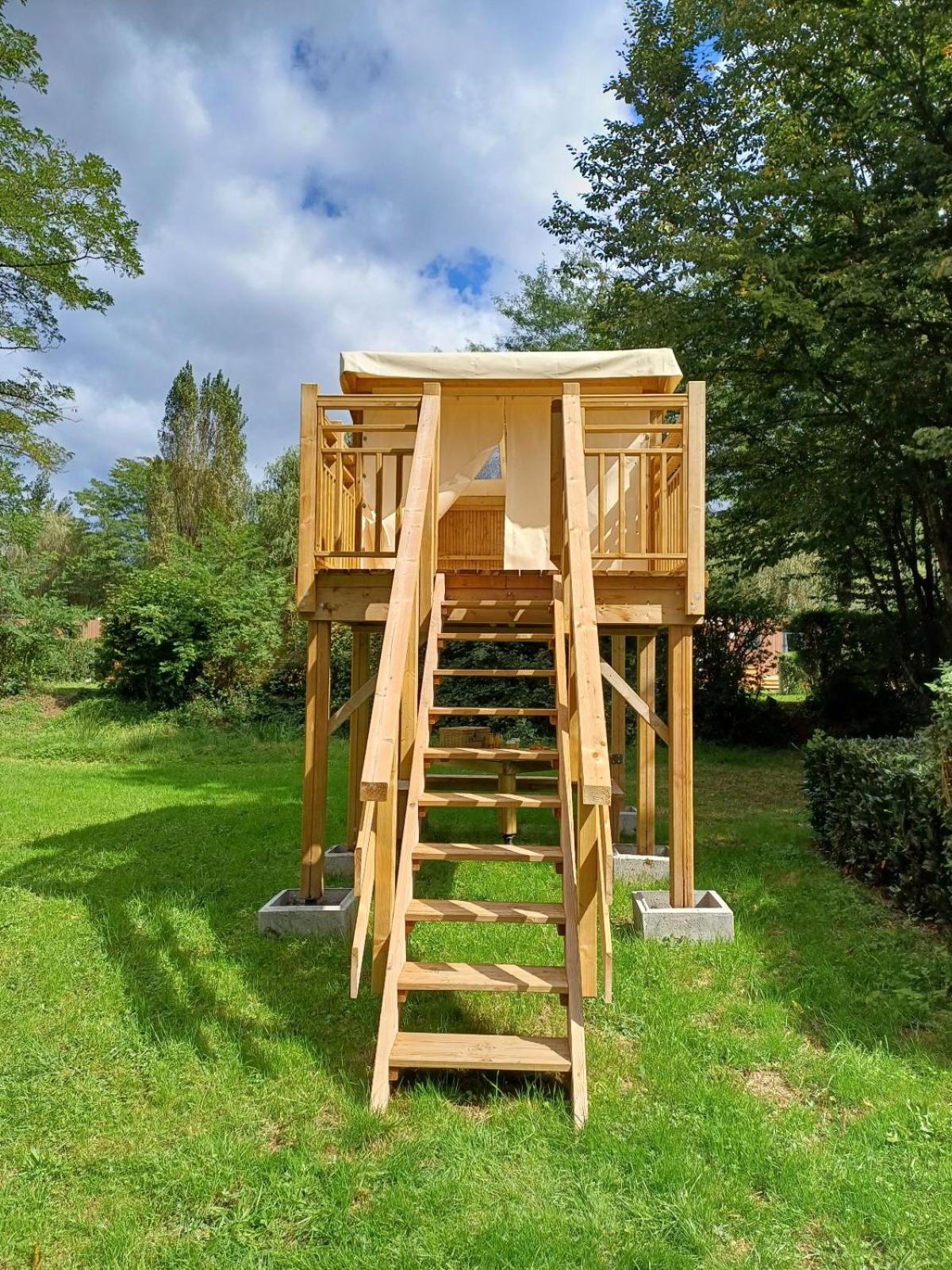 Camping Le Lac Des Sapins Cublize Exterior foto